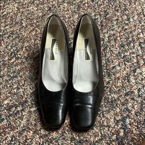 Caressa Low Heel Black Leather Shoes